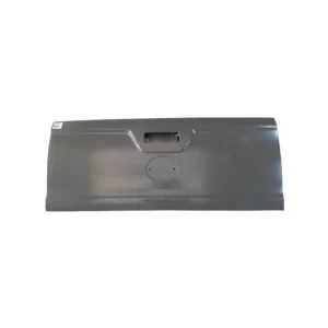 در عقب اتاق بار آمیکو آسنا